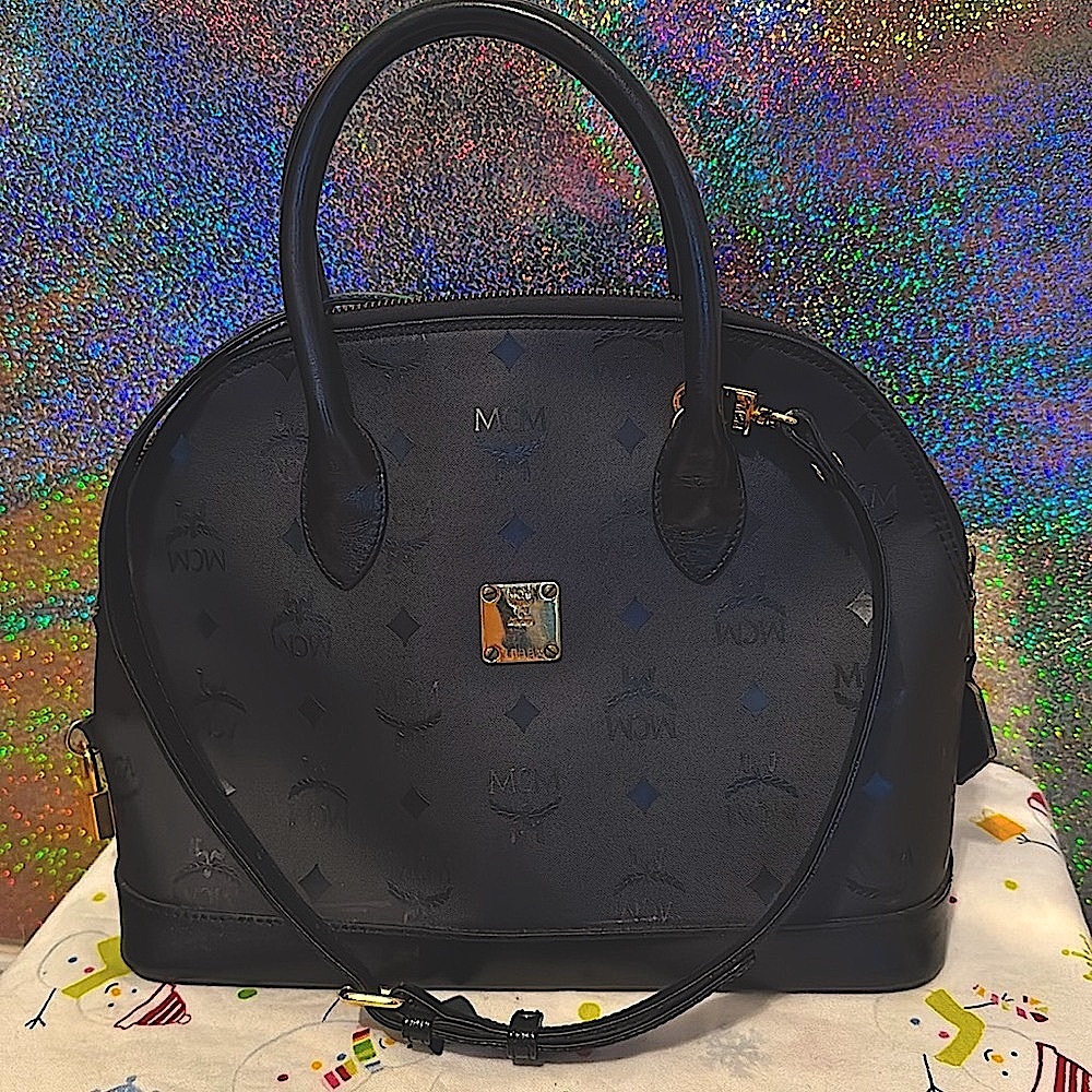 MCM Black Visetos coated canvas& leather Dome bag Gold Hardware EUC